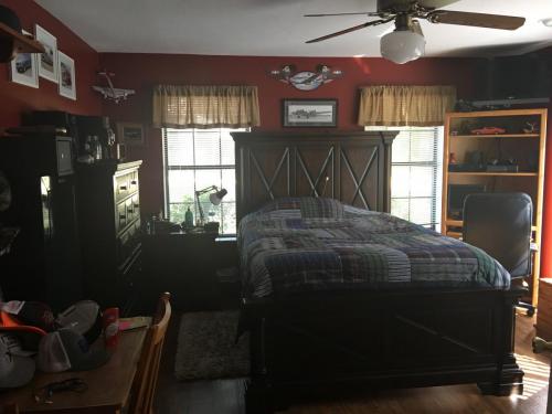 2nd Bedroom